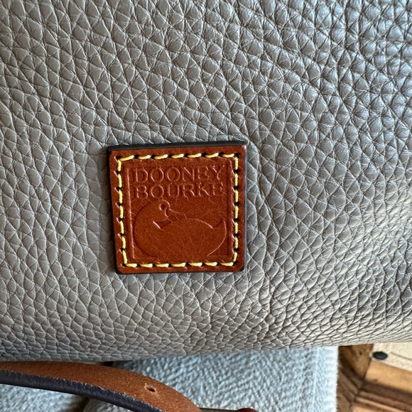 SOLD - Dooney Pebbled Grain Barlow bag- Taupe - Picture 3 of 15